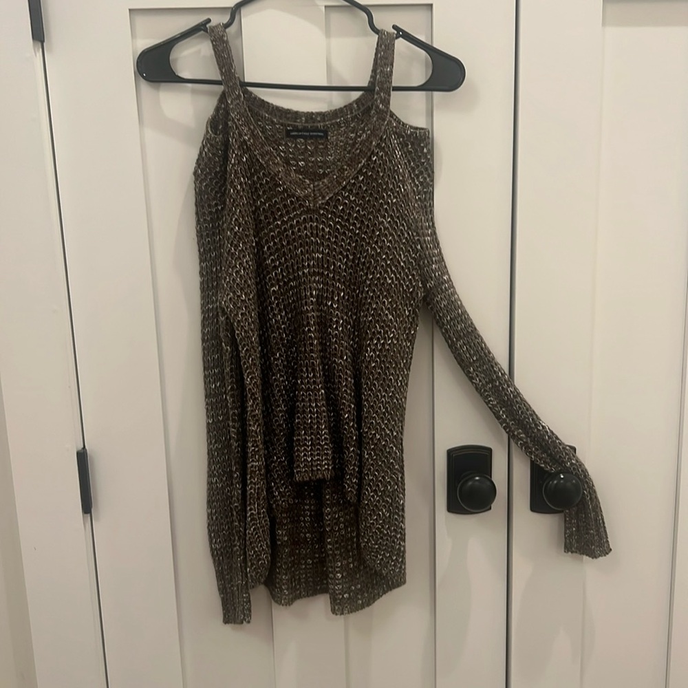 American eagle sweater